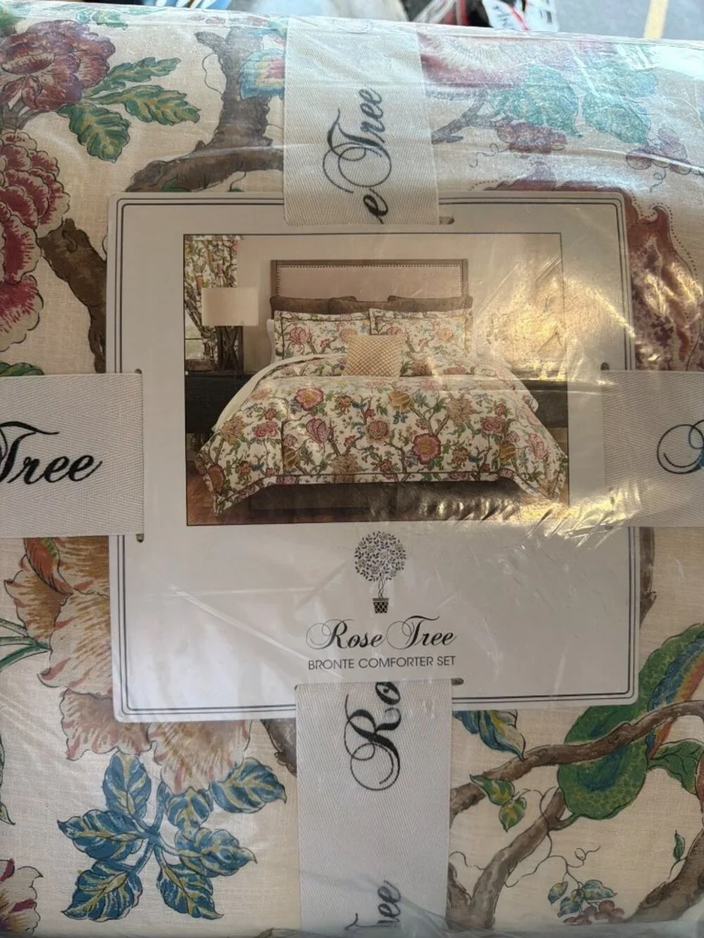 NWT Rose Tree Bronte Floral 4 Piece Comforter Set Multicolor Size Queen
